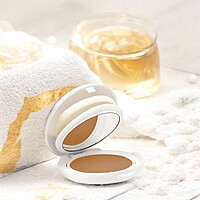 Avène - Couvrance Comfort Compact Foundation Cream SPF30 - Honey Avène - Couvrance Comfort Compact Foundation Cream SPF30 - Honey