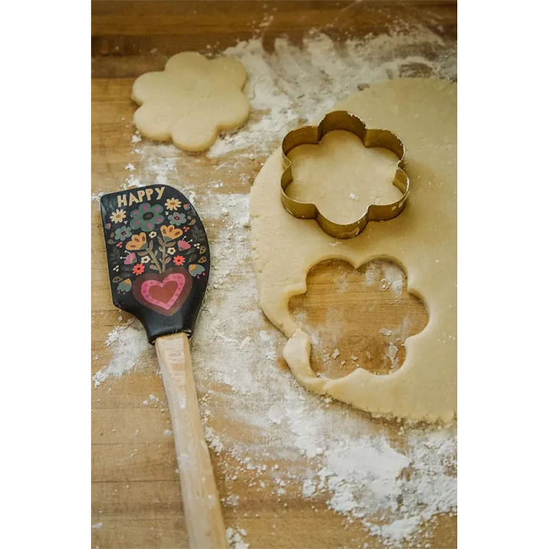 Spatula & Cookie Cutter set of 1 Spatulas and 1 Cookie cutter (2 pieces )