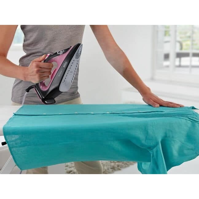 Braun TexStyle 1 SI 1070 Steam Iron – 2000W High-Power Steam Iron with Continuous Steam, Auto-Off Safety Feature