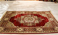 Imperial Medallion Shirazi Red Winter Carpet - 160x230 Imperial Medallion Shirazi Red Winter Carpet - 160x230
