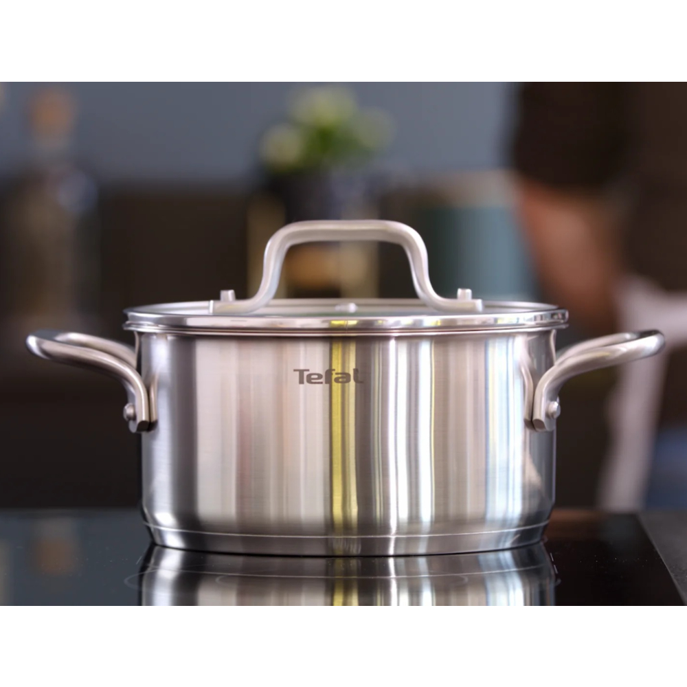 Tefal Intuition Stewpot 20 cm with Lid, 2.9L Capacity, Durable Non-Stick Coating, Even Heat Distribution, Compatible with All Heat Sources, Ideal for Stews, Soups, and Casseroles – Model B8644474 Tefal Intuition Stewpot 20 cm with Lid, 2.9L Capacity, Durable Non-Stick Coating, Even Heat Distribution, Compatible with All Heat Sources, Ideal for Stews, Soups, and Casseroles – Model B8644474